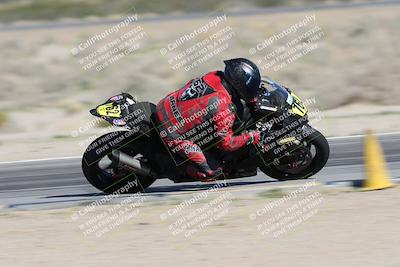 media/Jan-15-2026-Racers Edge (Thu) [[dfebeb70ab]]/2-A Group/Session 3 (Turn 15 Inside Pans)/